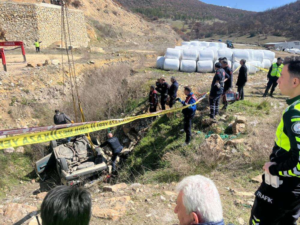 Direksiyon hakimiyeti kayboldu, hayatlar söndü 7